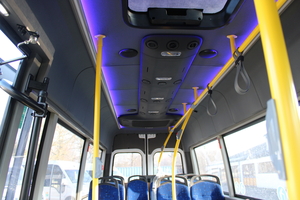 (Mercedes Sprinter low floor city minibus – front entry, 22–28 seats [de])