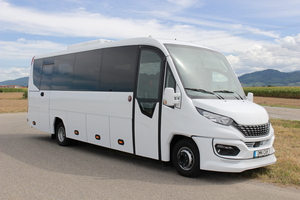 Iveco Daily Tourismus VIP-Reisebus für bis zu 31 Sitze – Erstklassiges Reiseerlebnis