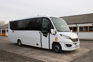 Iveco 70C18 Schul- & Mischminibus 33 bis 35 Sitze Ideal für Schule, Shuttle- und Executive-Einsatz