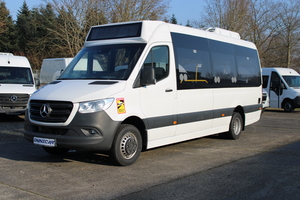 (Sprinter front low floor city minibus – front entry, 22–28 seats wheelchair ready omnicar [de])