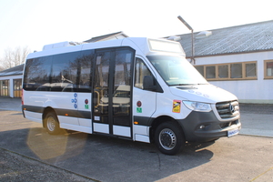 Mercedes-Benz Sprinter City Minibus – 22 bis 28 Passagiere Fronttiefer Einstieg Urban zugänglicher Transport