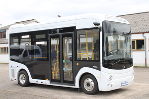 S6 Elektrischer Shuttle-Minibus 26 Passagiere Städtischer öffentlicher Verkehr mit Rollstuhlrampe