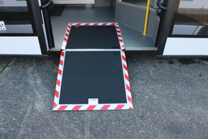 (Sprinter front low floor city minibus – front entry, 22–28 seats wheelchair ready omnicar [de])
