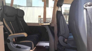 (Sprinter chassis LD VIP First classe extra large omnicar (122).JPG [de])