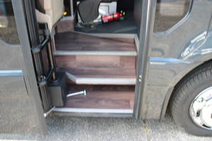 (Interior with Sultan seats, luggage racks, and LED ambient lights [de])
