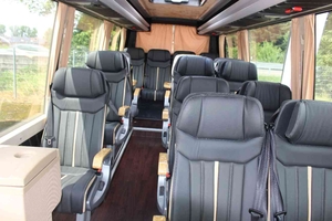 (Sprinter chassis LD VIP First classe extra large omnicar (46).JPG [de])