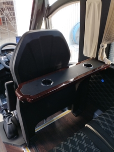 Iveco Daily VIP 29-seat RHD minibus with automatic gearbox