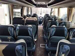Iveco Daily VIP 29-seat RHD minibus with automatic gearbox