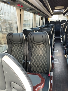 Iveco Daily VIP 29-seat RHD minibus with automatic gearbox