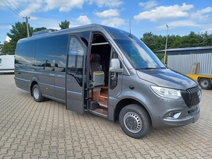 Mercedes-Benz VIP Minibus – 24 posti di comfort premium