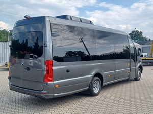 Executive minibus Mercedes parked near Brandenburg Gate omnicar