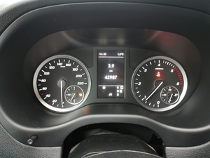 Vito 114 - 9 üléses eladó 50.000km 2021-es év (13).jpeg